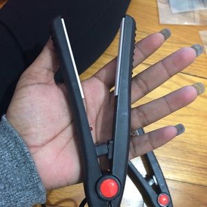 Mini Travel Flat Iron Straightener for Roots Edges